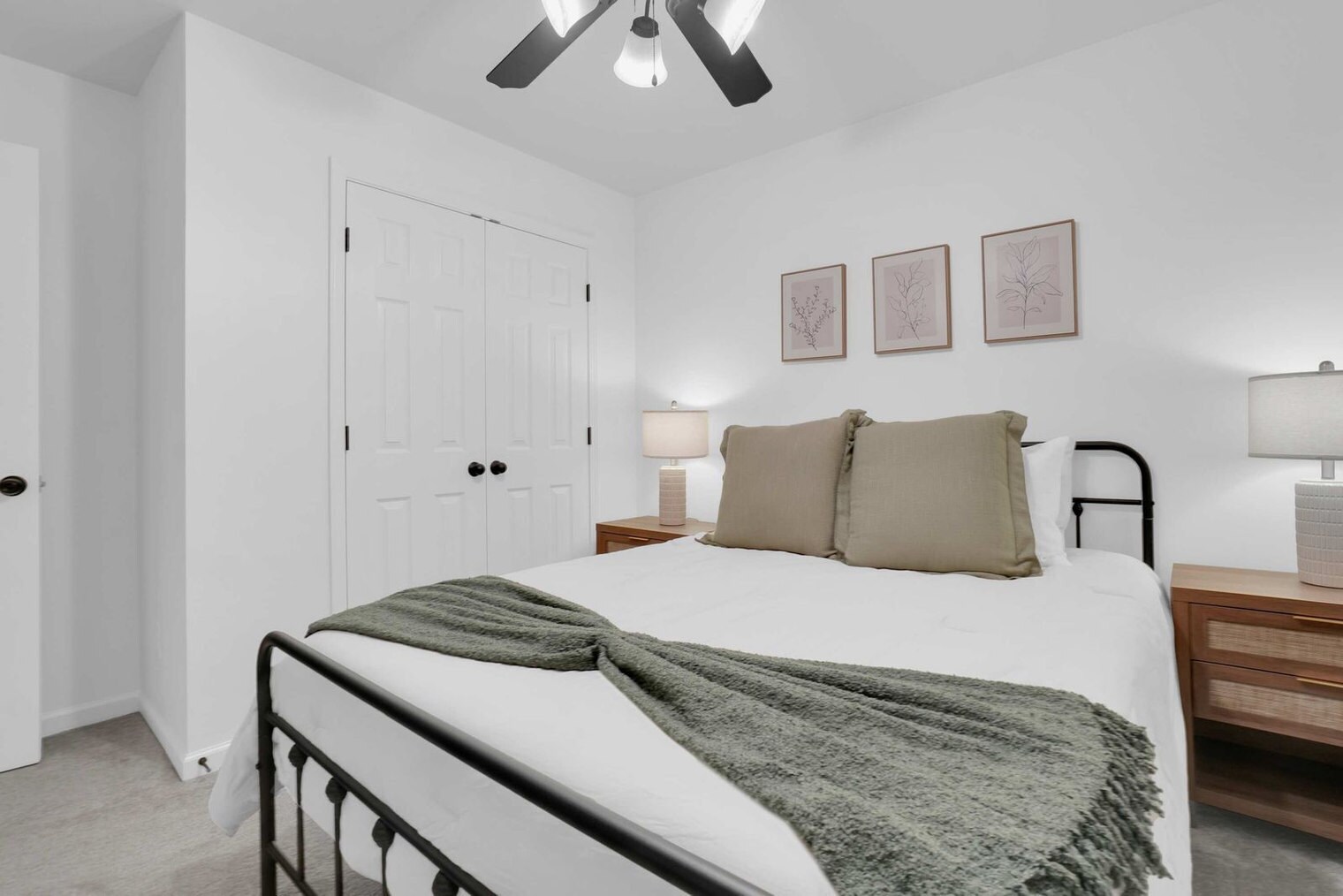 Building Photo - 8261 Dison Dr