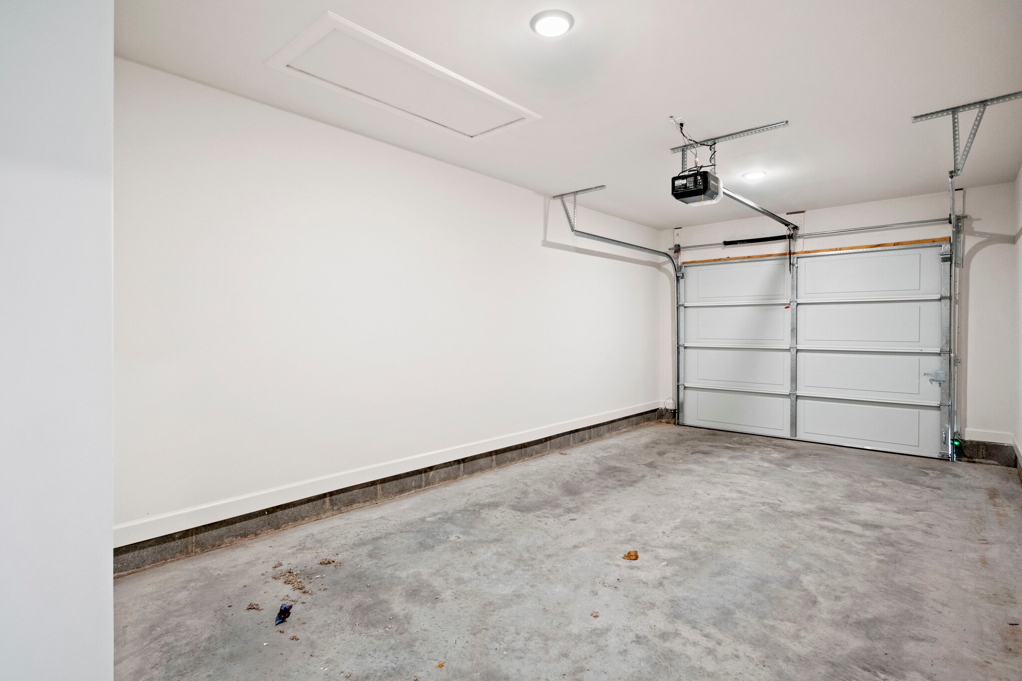 Building Photo - 7225 Howard Bennett Way