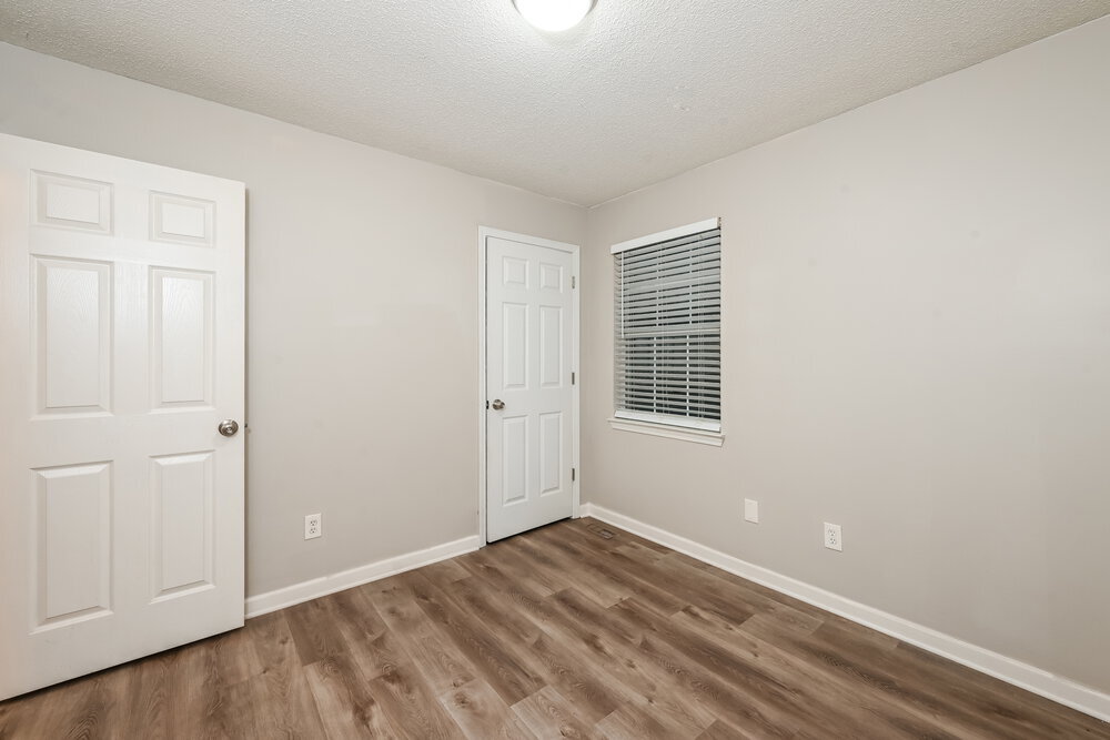 Building Photo - 1243 Shady Brook Ct