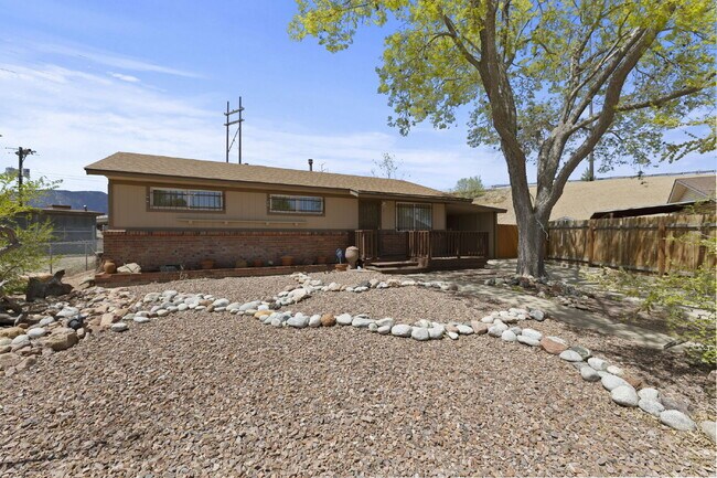 Primary Photo - Updated 2 Bed + Bonus Workshop | Huge Backyard | Two Storage Sheds | Carport | Pet Friendly