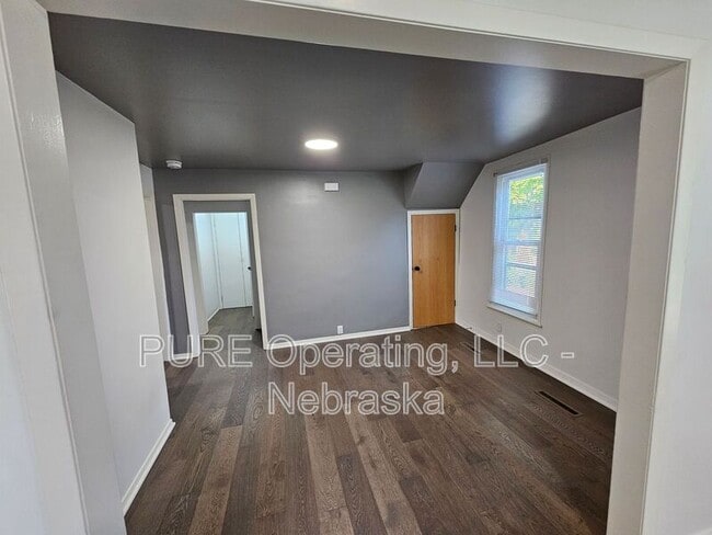 Building Photo - 1809 N 33rd St