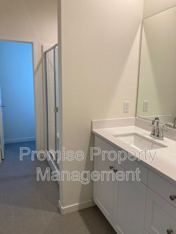 Building Photo - 4140 Sitio Cielo