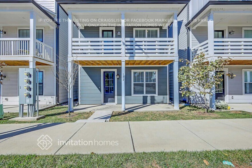 Building Photo - 647 Vernon Ave