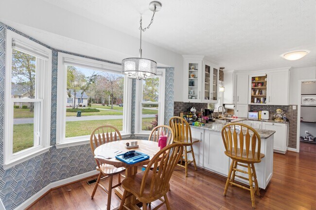 Building Photo - 601 Winged Foot Ct