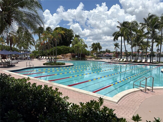 Building Photo - 10730 NW 66th St