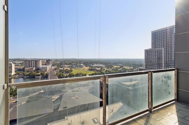Building Photo - 210 Lavaca St