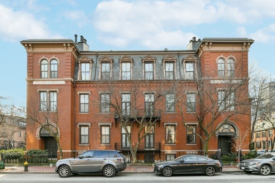 Building Photo - 132 Appleton St