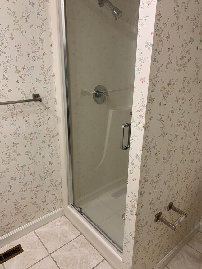 Building Photo - 132 Spyglass Dr