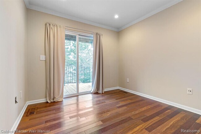 Building Photo - 1566 Maryland Club Dr