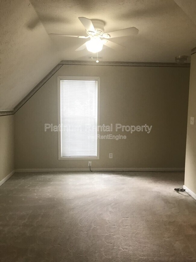 Building Photo - 1020 Twin Brook Ct NW