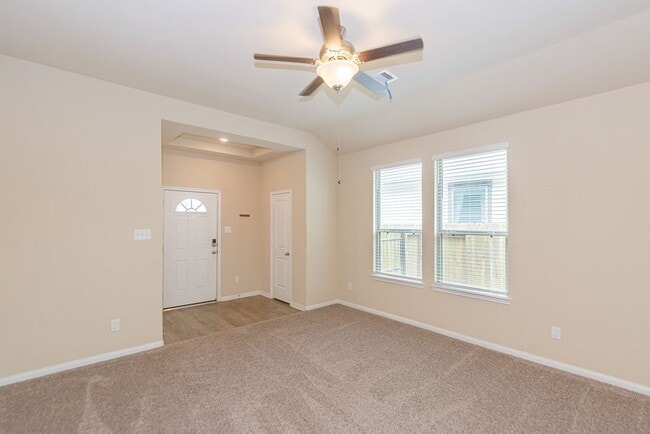 Building Photo - 14657 E Pine Heart Dr