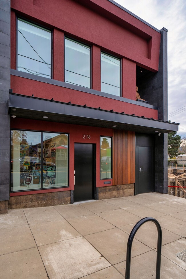 Building Photo - 2514 SE 21st Ave