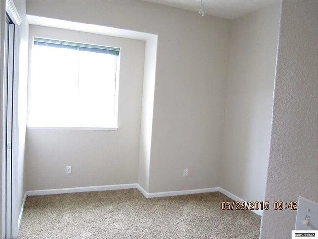 Building Photo - 560 Madeline Jane Lane