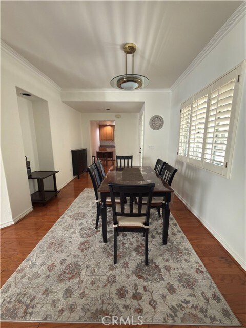 Building Photo - 2233 Martin