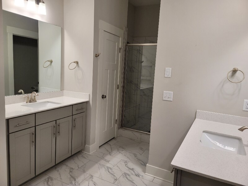 Building Photo - 1594 Drakes Creek Rd