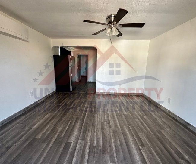 Building Photo - Cozy 3 bedroom 1.5 bath in Carlsbad NM