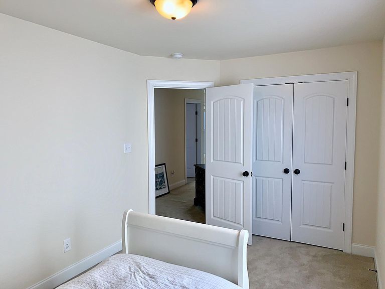 Building Photo - 1359 Micahs Way N