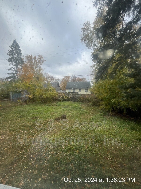 Building Photo - 3231 Westmont Ave