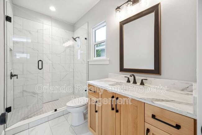 Building Photo - 444 Delaney Park Dr