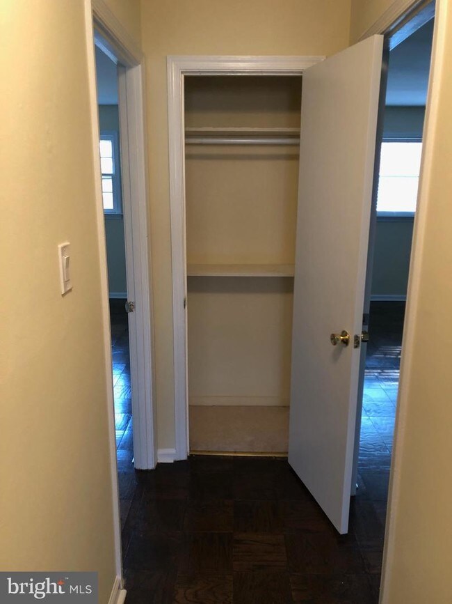 Building Photo - 1007 Yardley Commons