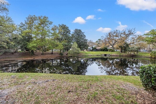 Building Photo - 3038 Eastland Blvd