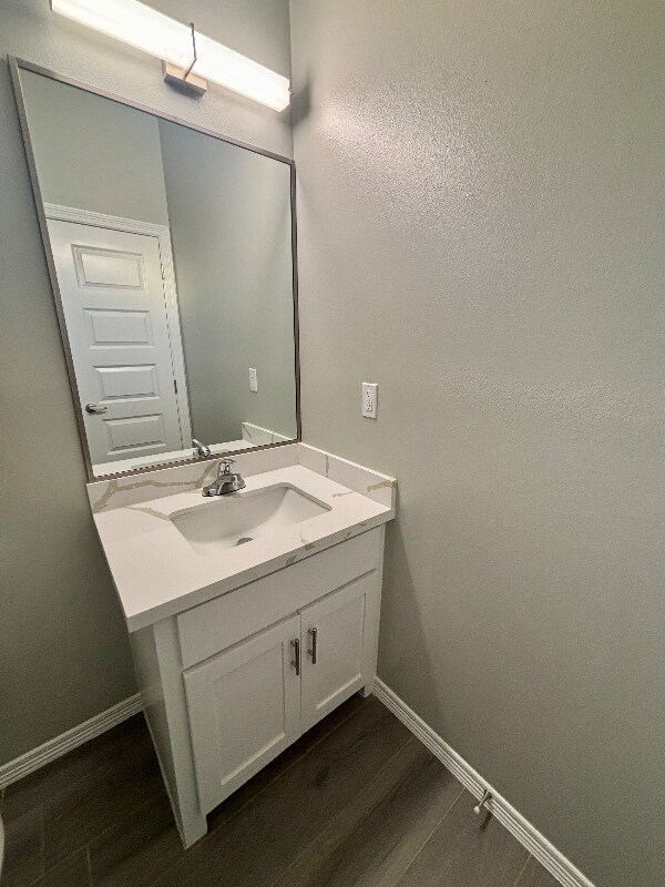 Building Photo - 3012 W Kenwood St