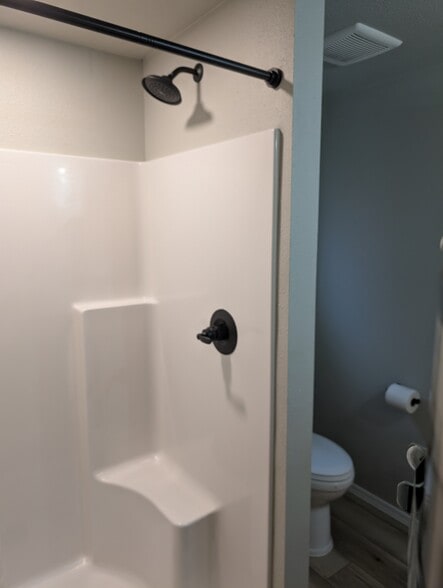 Bathroom - 251 NW Connell Ave