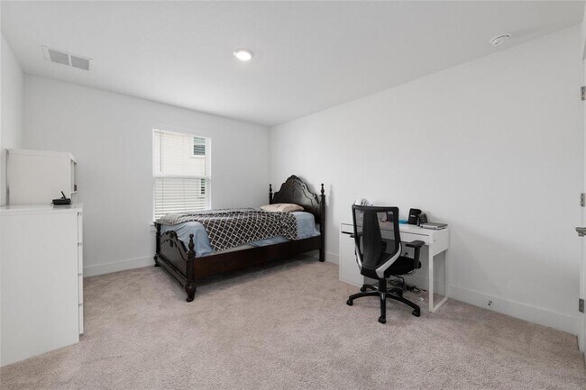Building Photo - 5708 Navajo Draw Ln