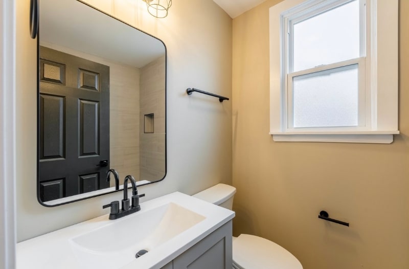 Building Photo - 3007 Euclid Ave