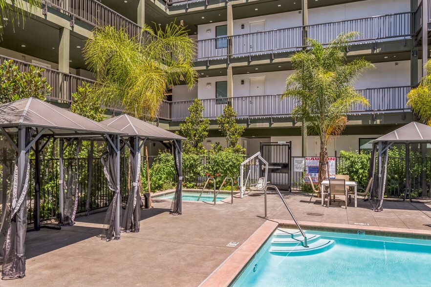 Building Photo - Bella Creek Apartments