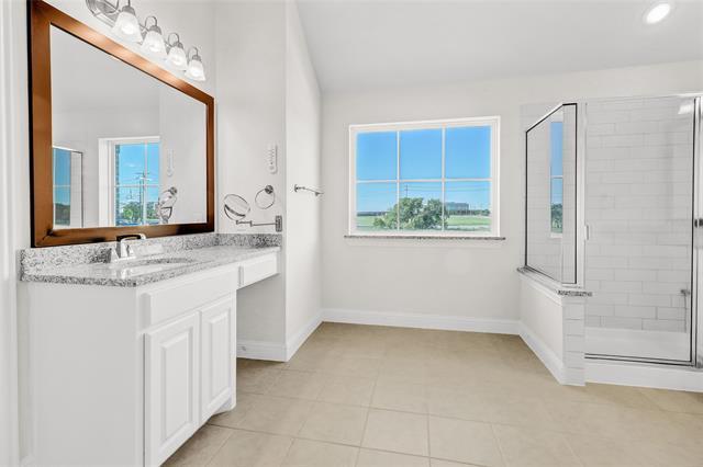 Building Photo - 4941 Shore Crest Dr