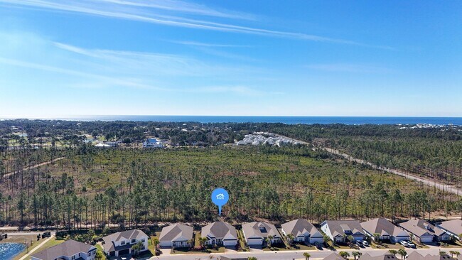Building Photo - 128 Pne Lk Dr