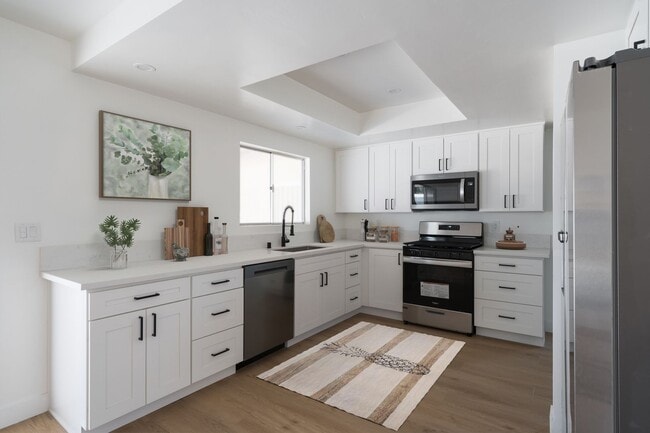 Building Photo - Central air conditioning!