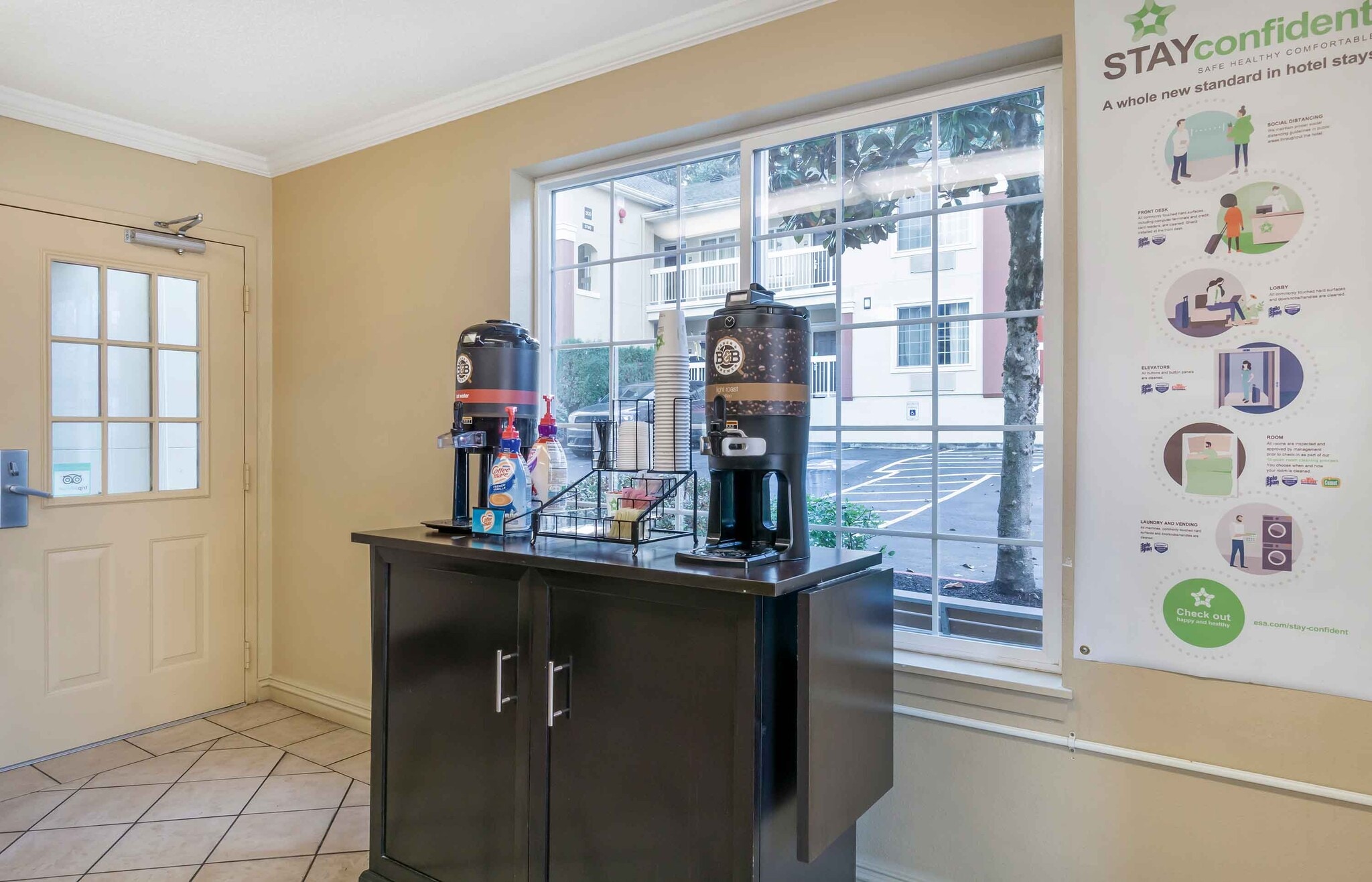 Building Photo - Furnished Studio-Seattle - Bellevue - Factoria