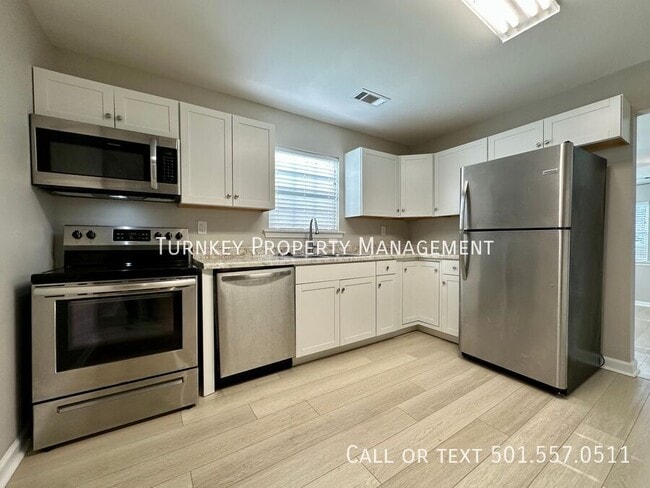 Building Photo - 20200 East Pinnacle-