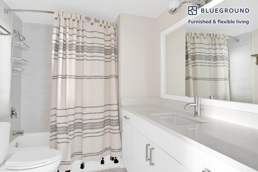 Building Photo - 1515 Richmond Hwy