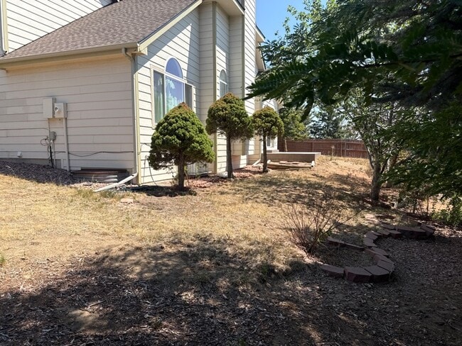 Building Photo - 14602 E Bellewood Pl