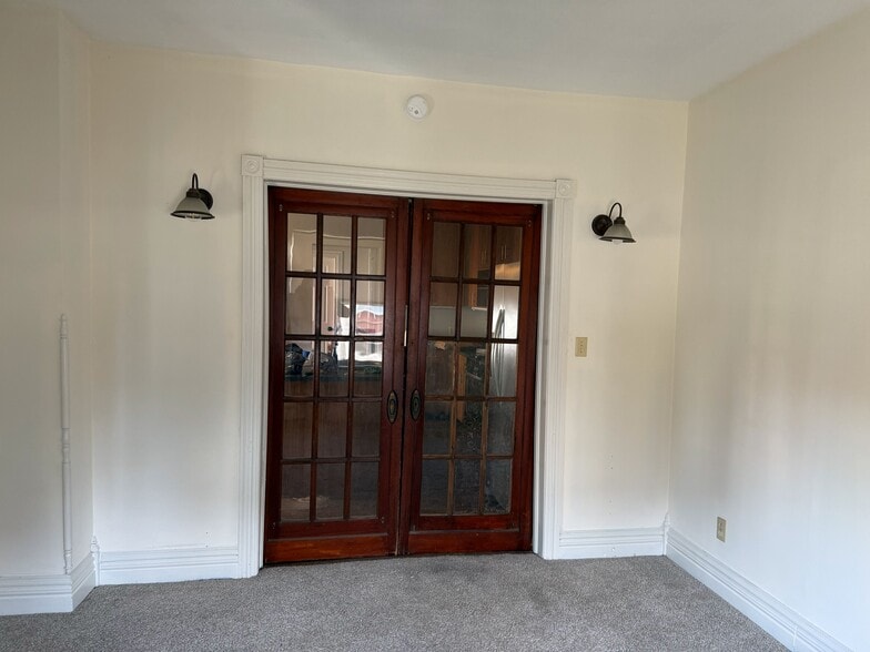 Privacy pocket doors - 27 N Main St