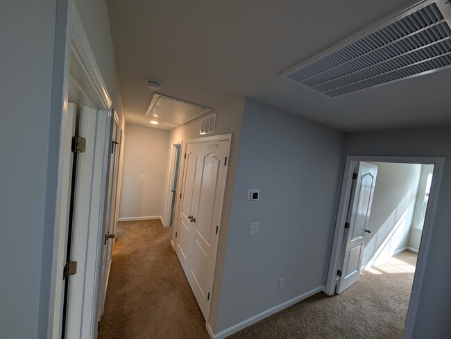 Hallway - 2nd floor - 1682 Weatherend Dr