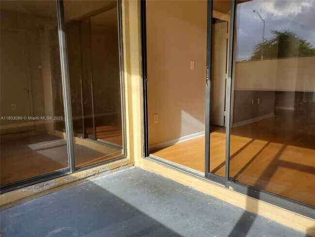 Building Photo - 2289 SW 80th Terrace