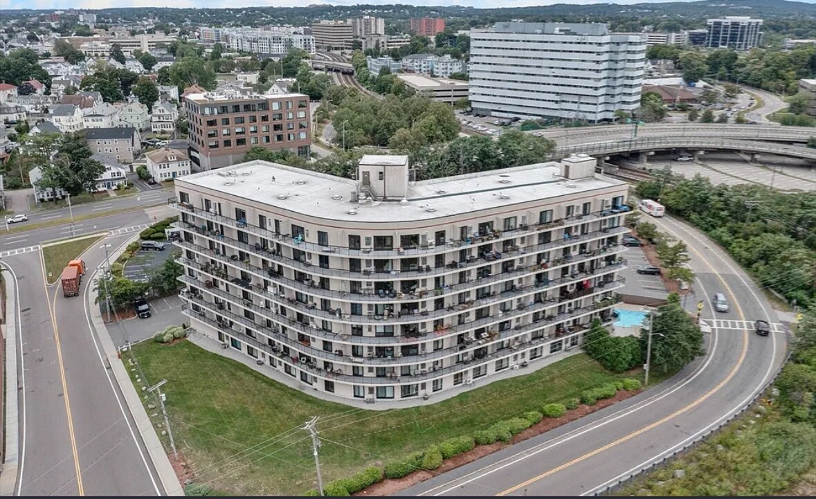 Building Photo - 133 Commander Shea Blvd