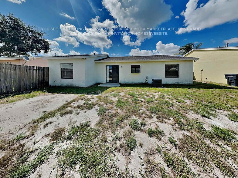 Building Photo - 5900 Ellis Hollow Rd W