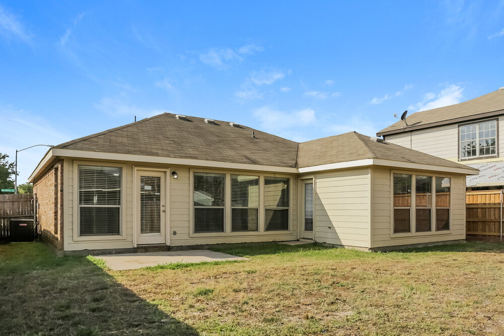 Building Photo - 1901 Belshire Ct