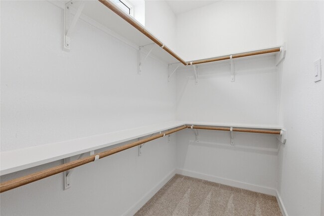 Building Photo - 4610 Providence St