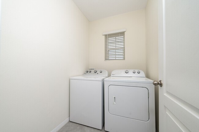 Building Photo - 2653 Harmonia Hammock Rd