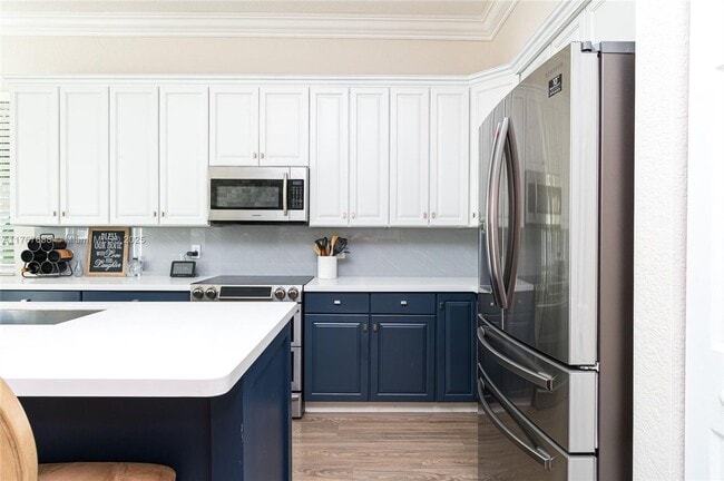 Building Photo - 208 SE 15th St