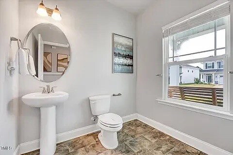 Building Photo - Room in House on Boomer St