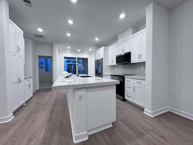 Primary Photo - 12045 Sienna Ln