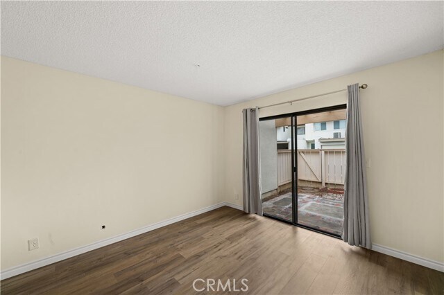 Building Photo - 450 Shady Ct