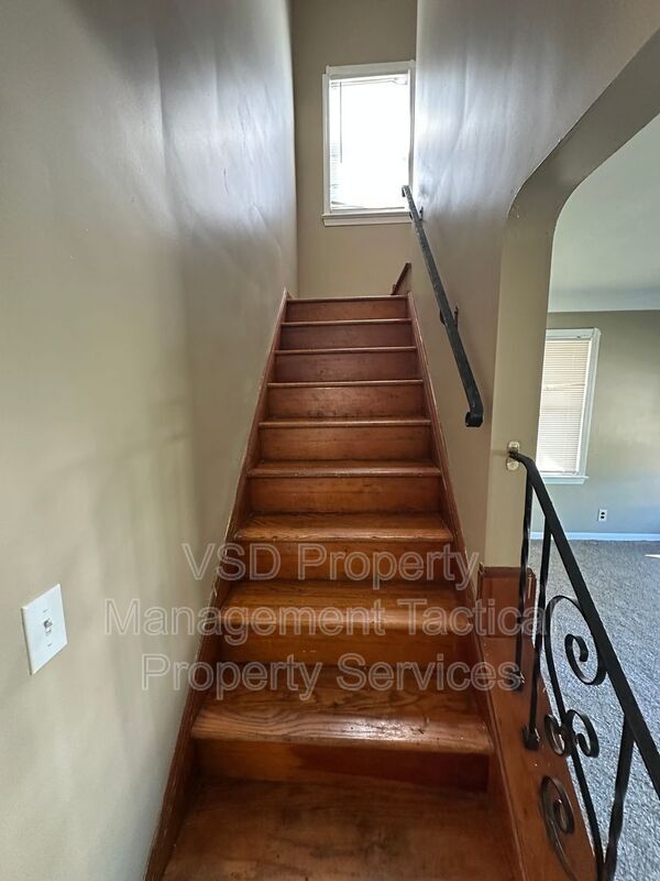 Building Photo - 4733 E 88th St